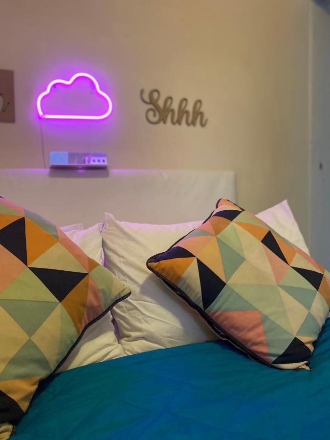 Little Brighton Beach Apartments - Also Separate Spa Cabin And Watersports Екстер'єр фото
