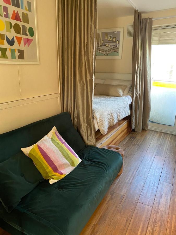Little Brighton Beach Apartments - Also Separate Spa Cabin And Watersports Екстер'єр фото